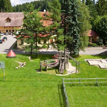 Hotel-Gasthof Zum Suessen Grund Albstadt Esterno foto